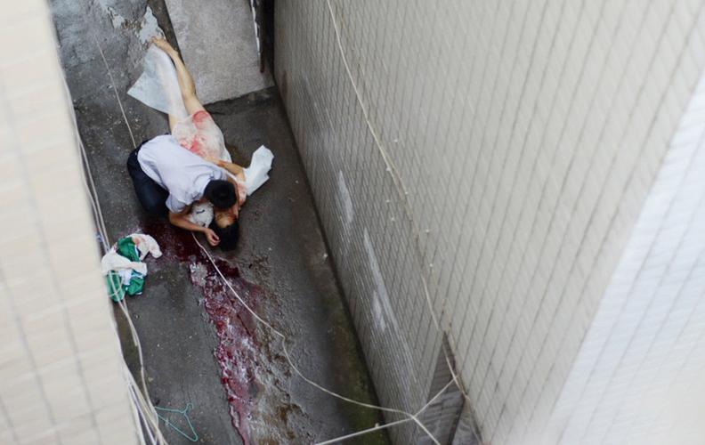 2025澳门开奖结果查询和21岁女子从30楼坠亡与21岁女子从30楼坠亡视频