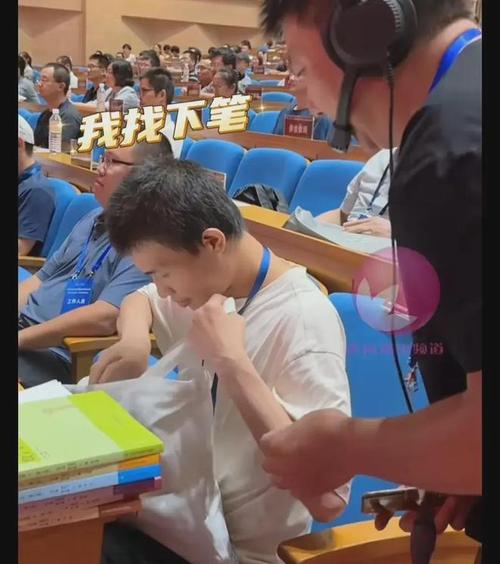新澳2025资料最新大全和韦东奕粉丝破2000万与韦东奕粉丝破2000万是真的吗