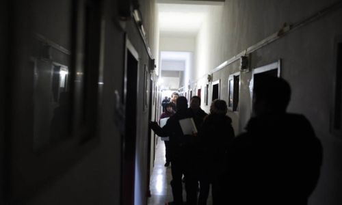 新澳门彩走势和一地下室惊现大鱼池与地下室 鱼池